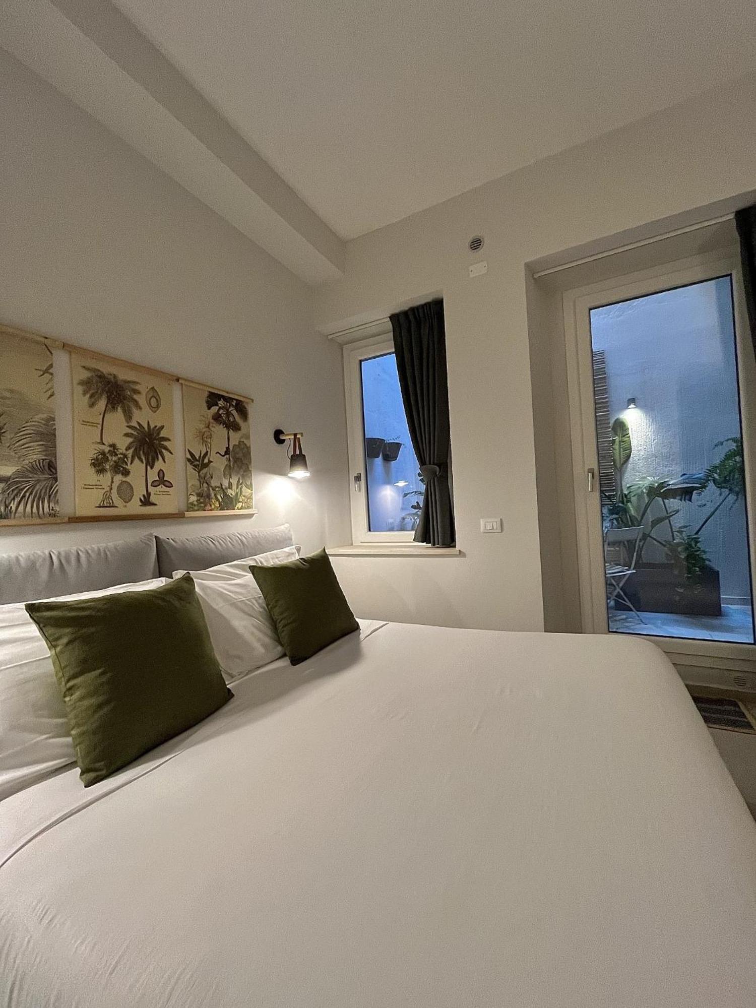 Almari Bed & Breakfast กาญารี ภายนอก รูปภาพ